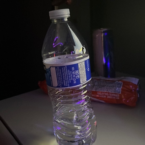 Water bottle 5$ - Picture 1 of 1